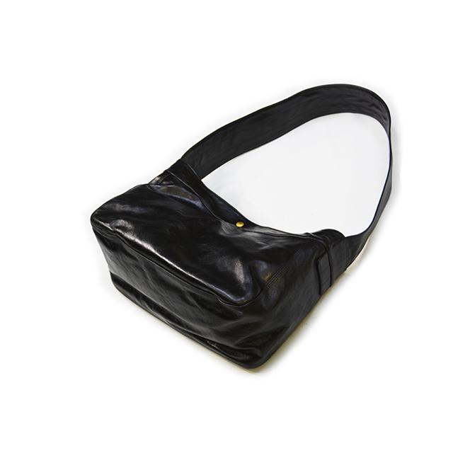 INCEPTION/インセプション】「Horse Hide Newspaper Bag/ホースハイド
