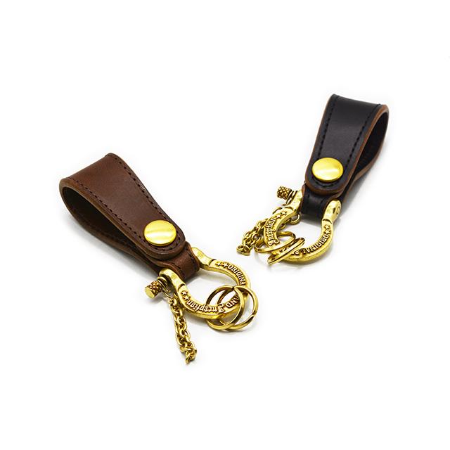 全2色【INCEPTION/インセプション】「Horse Butt Leather Shackle Key Holder”BRASS”/ホースバットレザーシャックルキーホルダー”ブラス”」(IPSK-06) |  | 01