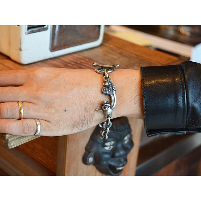 【MAD CULT/マッドカルト】「Predation Bracelet/プレデイションブレスレット」(B-46)(Silver925/アクセサリー/プレゼント/ハーレー/ウルフパック)の画像