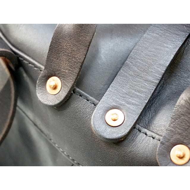 全2色【vasco/ヴァスコ】「Leather Roll Top Rucksack/レザーロール