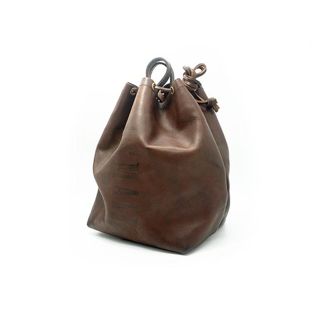 全2色【vasco/ヴァスコ】「Leather Mailman Purse Bag”Medium”/レザー