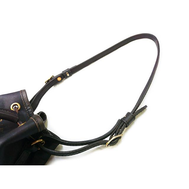 全2色【vasco/ヴァスコ】「Leather Wander Purse Bag”Small”/レザー