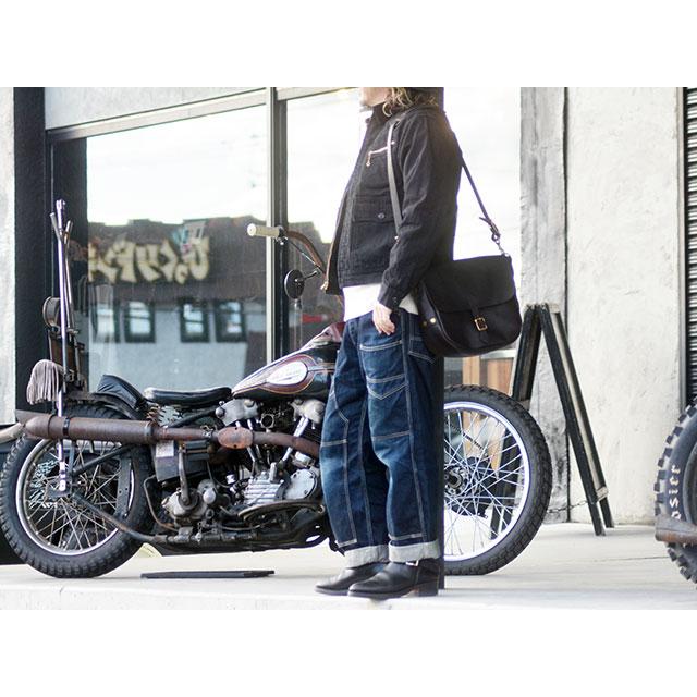 vasco/ヴァスコ】「Leather Postman Shoulder Bag”Regular”/レザー