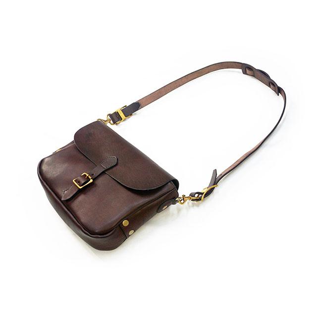 全2色【vasco/ヴァスコ】「Leather Postman Shoulder Bag”Small