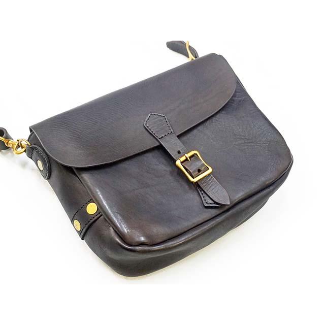 全2色【vasco/ヴァスコ】「Leather Postman Shoulder Bag”Small