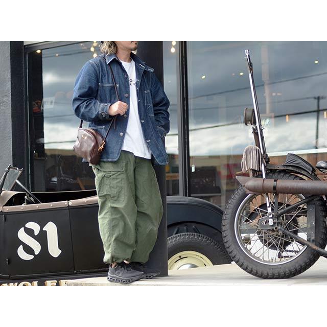 全2色【vasco/ヴァスコ】「Leather Officer Pouch Bag/レザー