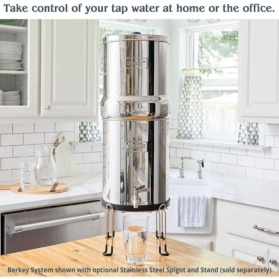 トラベル用 Berkey (バーキー) 大型重力式浄水器 エレメント 2 個付き Amazon.com: Travel Berkey Gravity-Fed Water Filter with 2