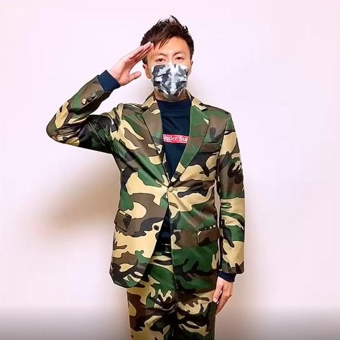 30％OFF】【最終処分】スーツ 迷彩柄 カモフラ柄 ステージ衣装 ダンス