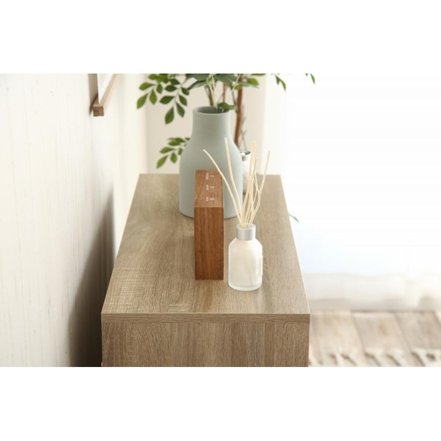 キャビネット リビング収納 3枚扉 プッシュ式扉 幅74 高さ81 フラット