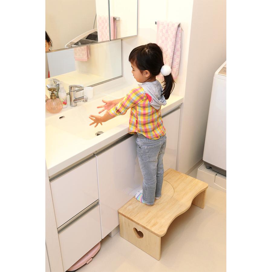 踏み台 子ども踏み台 トイレ キッチン 耐荷重80キロ お手伝い教育 補助台 幅66 小柄な女性も使用可能 角を丸くしているのでお子様やキッズも安心して使えます Csl 365 ワンダフルマートヤフー店 通販 Yahoo ショッピング
