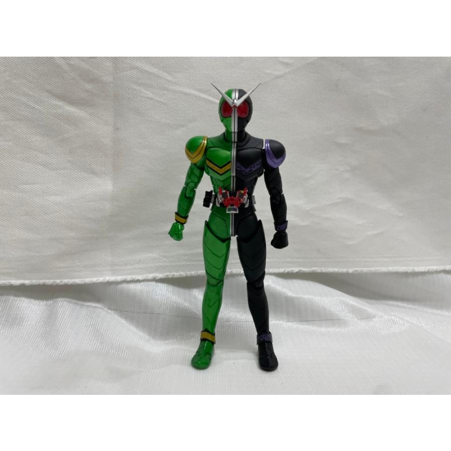 中古】【開封品】S.H.Figuarts 仮面ライダーW サイクロンジョーカー(真