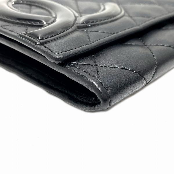 シャネル CHANEL カンボン A26722 マトラッセ ココマーク ラムスキン 10番台 2つ折り財布 レディース 中古の画像