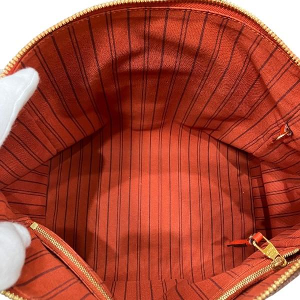 LOUIS VUITTON（ルイ・ヴィトン） モノグラムアンプラント ルミ 
