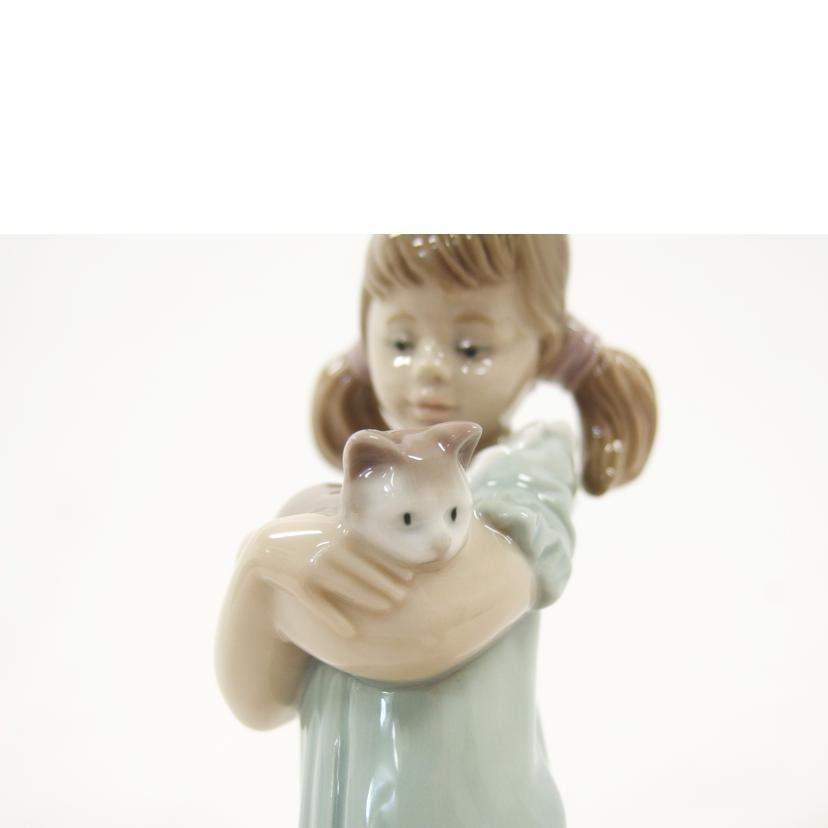 br>LLADRO リヤドロ 陶器 置物 人形 フィギュリン 少女 猫/少女ト猫/私