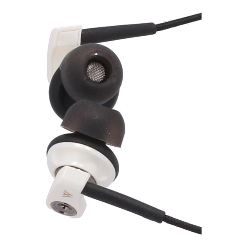 【美品・破格】radius イヤホン HP-TWF22 radius（ラディウス） ラディウス/イヤホン/W n°2/HP-TWF22/Bランク/75