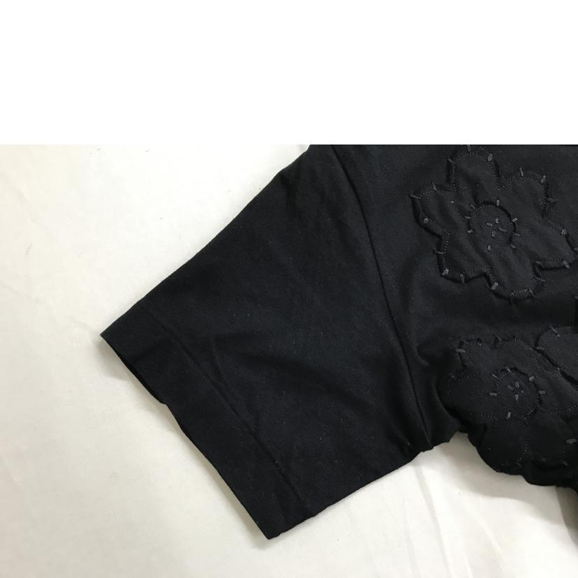 COMME des GARCONS コムデギャルソン/花モチーフ半袖Tシャツ/RM-T1018/Bランク/51【中古】 COMME des GARCONS（コムデギャルソン） コムデギャルソン/花モチーフ