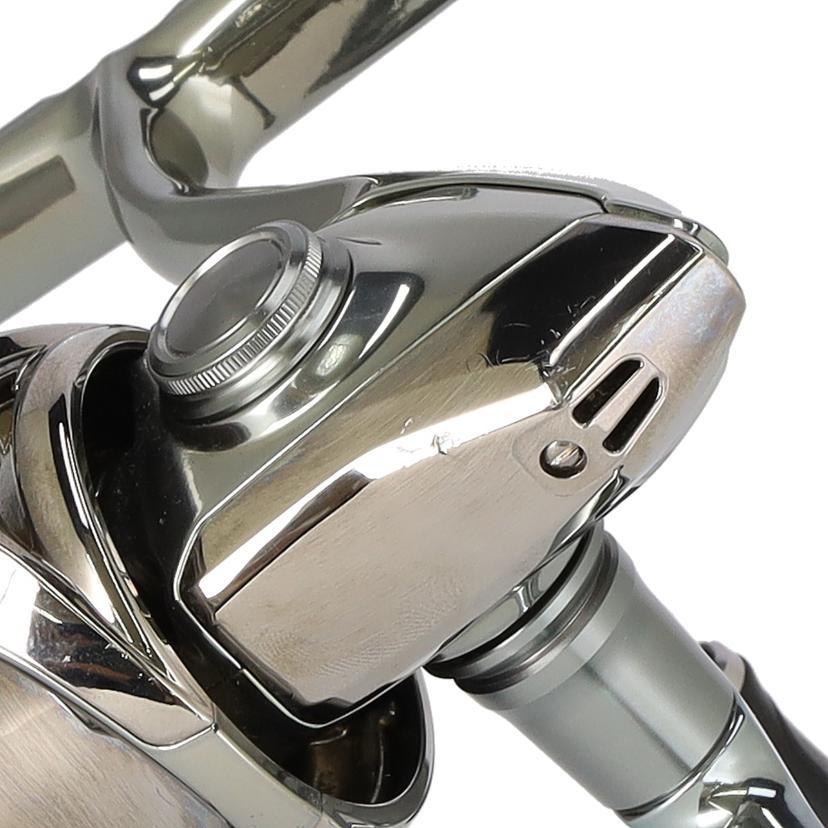 SHIMANO シマノ/スピニングリール 18 ステラ/STELLA C3000SDHHG SHIMANO シマノ/スピニングリール 18 ステラ/STELLA C3000SDHHG