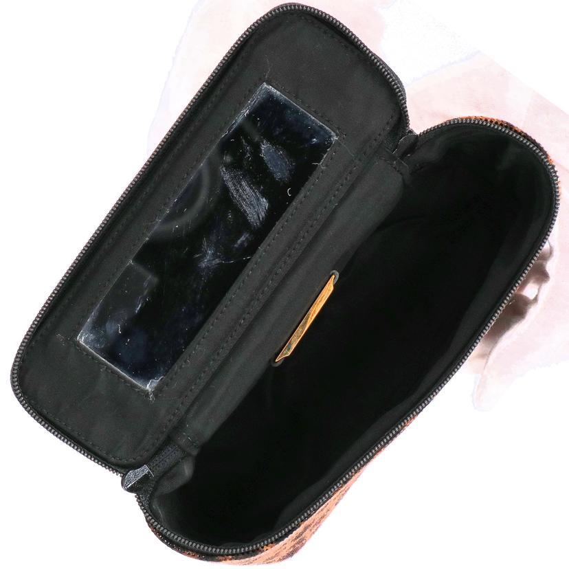 LOEWE ロエベ/レオパードバニティバッグ/ブランドバック/Aランク/09  