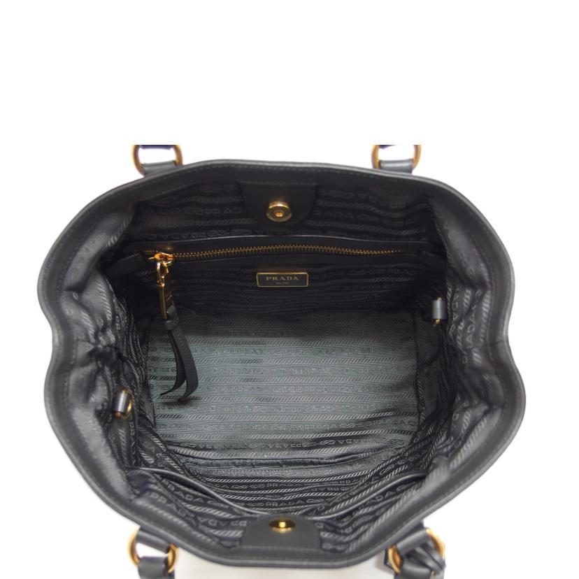 PRADA ナイロンハンドバッグ グレー PRADA（プラダ） ハンドバッグ/ナイロン2WAYショルダーバッグ/グレー