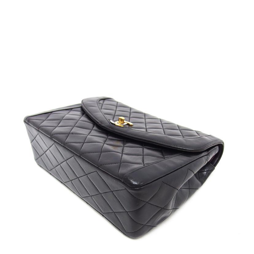 ラムスキン 高級　3枚　よん シャネル(CHANEL) ラムスキン 三つ折り財布 | 通販・人気ランキング