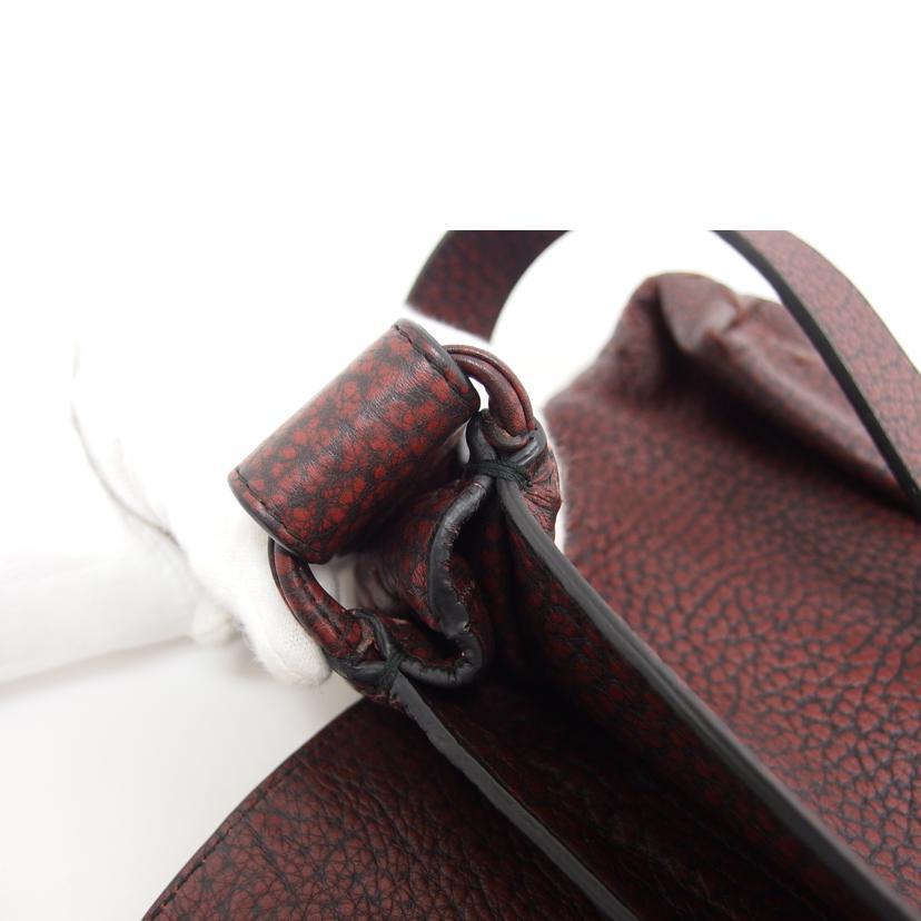 BOTTEGA VENETA（ボッテガ・ヴェネタ） <br>BOTTEGA VENETA ショルダー
