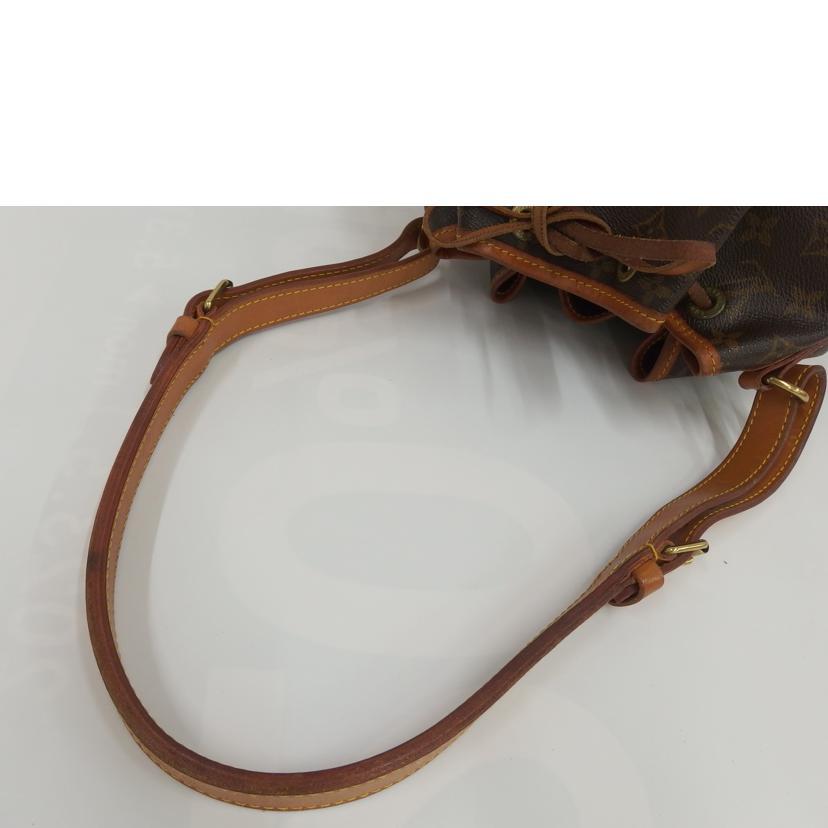LOUIS VUITTON ルイヴィトン/旧型プチ・ノエ/モノグラム/M42226/幅24×高サ27×マチ18/ルイ・ヴィトン/Bランク/82【中古】 LOUIS VUITTON（ルイ・ヴィトン） ルイヴィトン/旧型プチ・ノエ