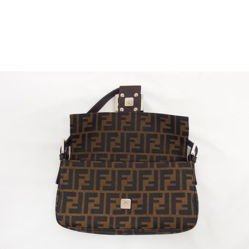 FENDI フェンディ ワンショルダーバッグ/ズッカ マンマバケット/ブラウン/222826424/008/ブランドバック/Aランク/04【中古】 FENDIフェンディワンショルダーバッグ/ズッカマンマバケット/ブラウン