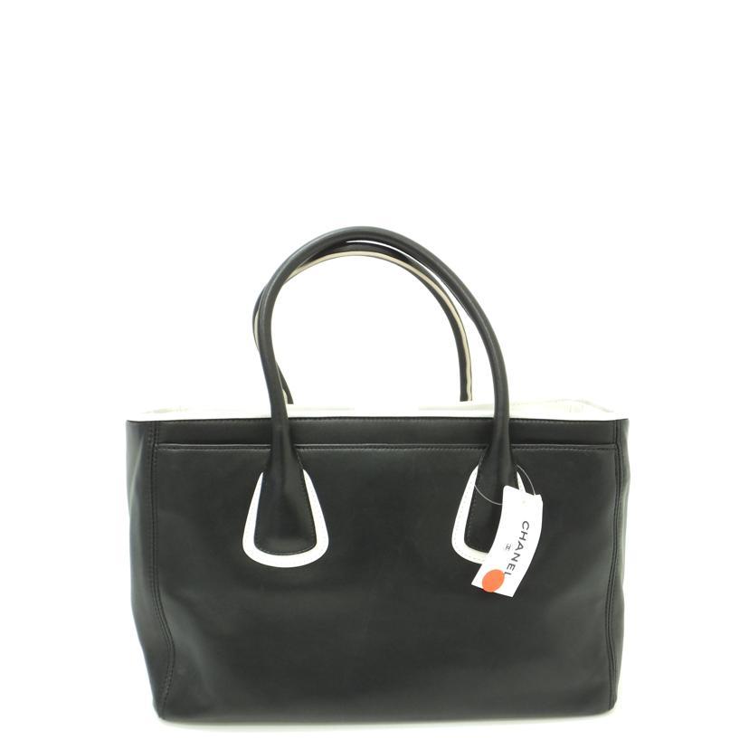 ★美品★ CHANEL シャネル トートバッグ ココマーク ラムスキン ブラック CHANEL ココマーク チェーントート 1995年頃 トートバッグ