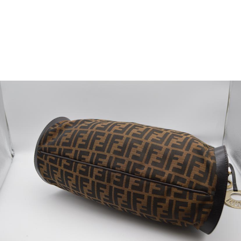 FENDI（フェンディ） フェンディ/ズッカラインショルダーレザートート