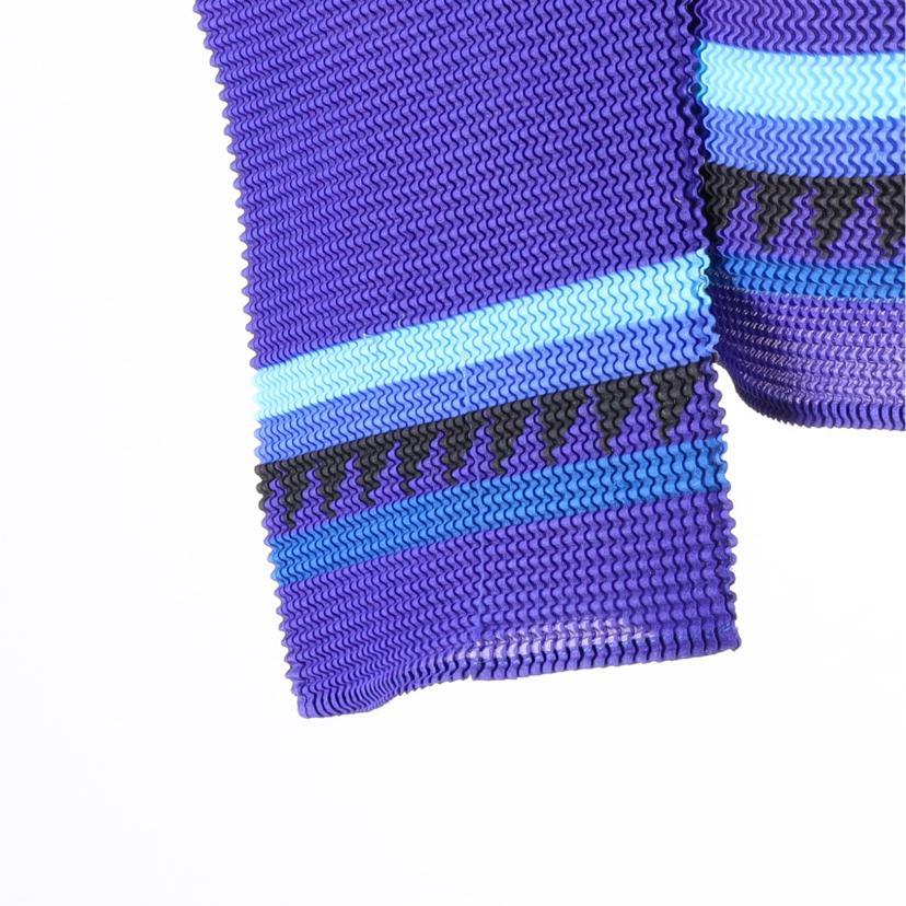 ISSEY MIYAKE（イッセイミヤケ） ISSEY MIYAKE /トップス/Bランク/82