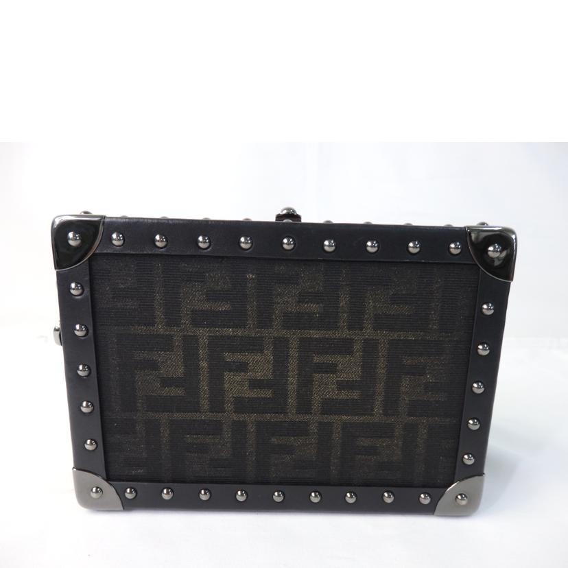 FENDI（フェンディ） フェンディ/ショルダーバッグ/ズッカ柄/7VV165