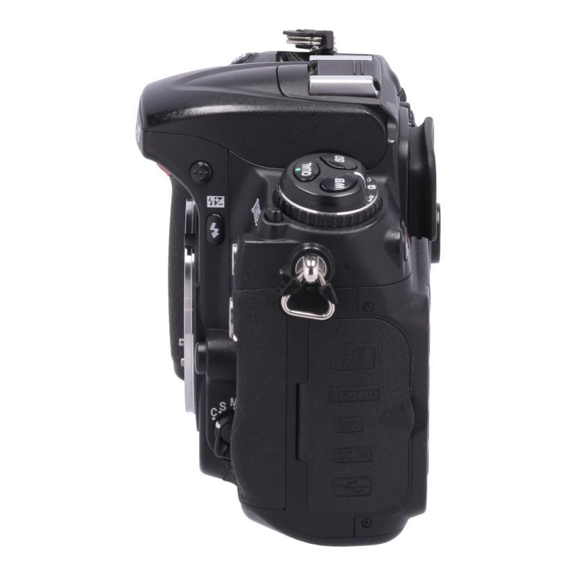 Nikon ニコン/デジタル一眼/D300s ボディ/2037448/Bランク/01【中古】 Nikon ニコン/デジタル一眼/D300s ボディ/2037448/Bランク/01