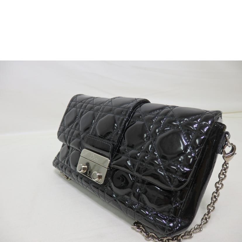 Christian Dior クリスチャンディオール/カナージュ/ショルダーバッグ/パテントレザー/02-********/Bランク/84【中古】 Christian Dior（クリスチャン・ディオール） クリスチャンディオール