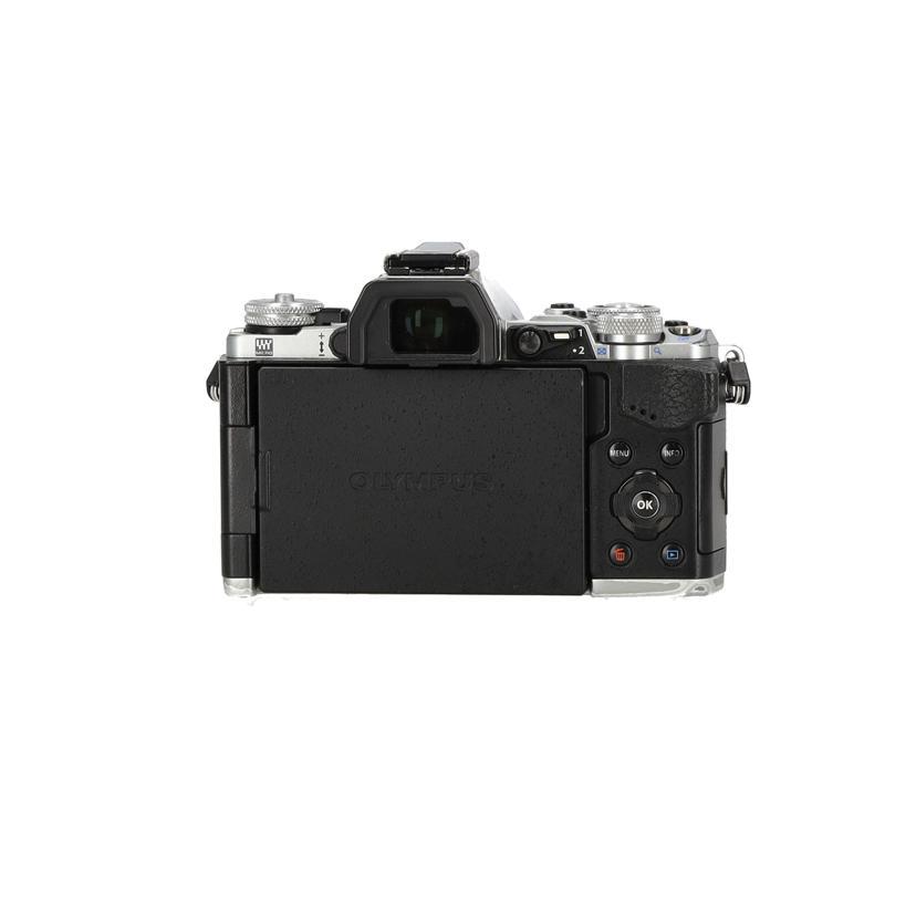 OLYMPUS オリンパス/ミラーレス一眼カメラ/E-M5MARKII/BFKA11049/Bランク/78【中古】 OLYMPUS オリンパス/ミラーレス一眼カメラ/E-M5MARKII/BFKA11049/B