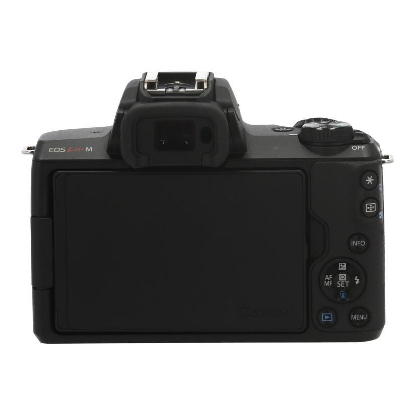 Canon キヤノン/ミラーレス一眼 ダブルズームキット/EOS kiss M ダブルズームキット/901049003561/Aランク/05【中古】 キヤノン（Canon） キヤノン/ミラーレス一眼 ダブルズームキット/EOS