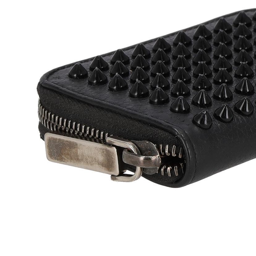 Christian Louboutin クリスチャン ルブタン ケース パネトーネ 1165052 ブラック レッド レザー ユニセックス スパイクスタッズ ラウンドファスナー【本物保証】 Christian Louboutin（クリスチャンルブタン） クリスチャンルブタン
