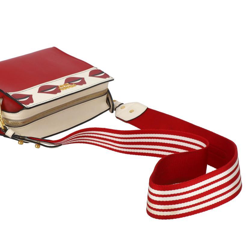 PRADA プラダ/リップ/ショルダーバッグ/117/ABランク/18【中古】 PRADA（プラダ） プラダ/リップ/ショルダーバッグ/117/ABランク/18
