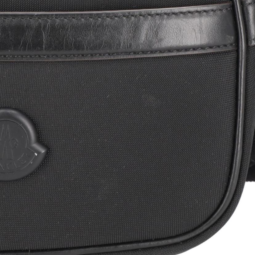 MONCLER（モンクレール） モンクレール/クロスボディ ショルダーバッグ