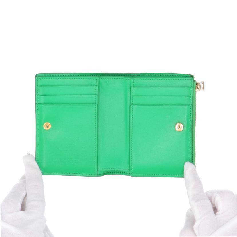 BOTTEGA VENETA ボッテガヴェネタ/スモールカセット/イントレチャート/二つ折り財布/P02*******/BCランク/19【中古】 BOTTEGA VENETA（ボッテガ・ヴェネタ） ボッテガヴェネタ/スモール