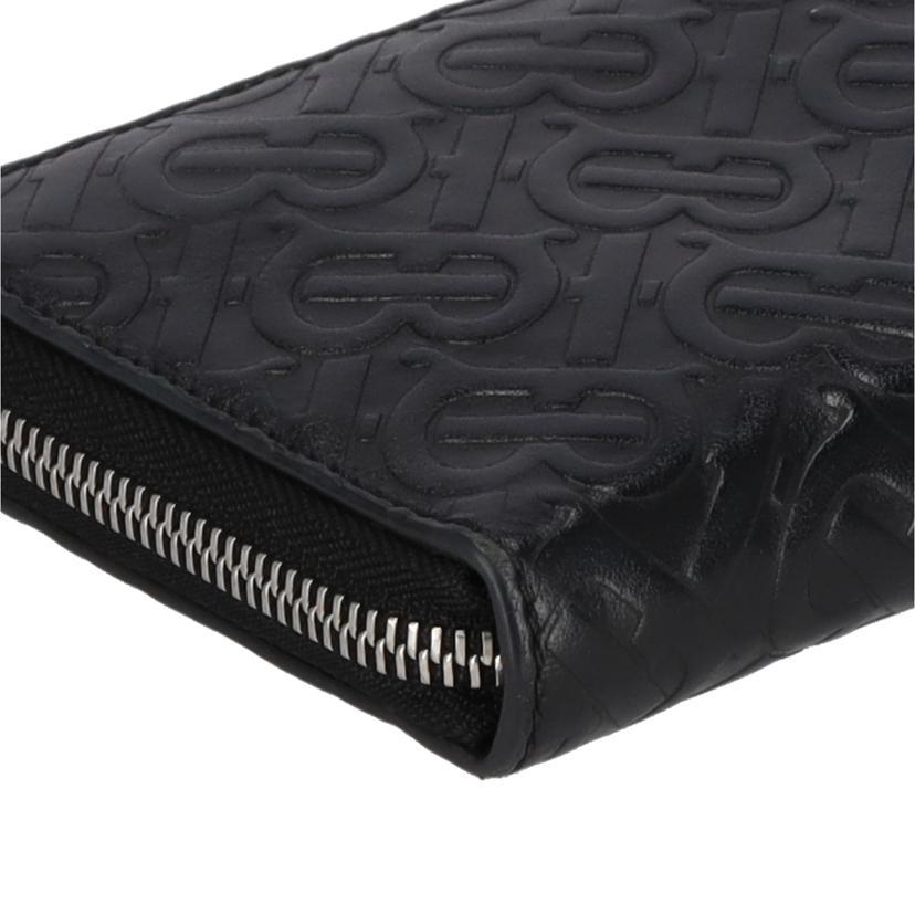 BURBERRYバーバリーTBモノグラムエンボス型押しラウンドファスナー長財布