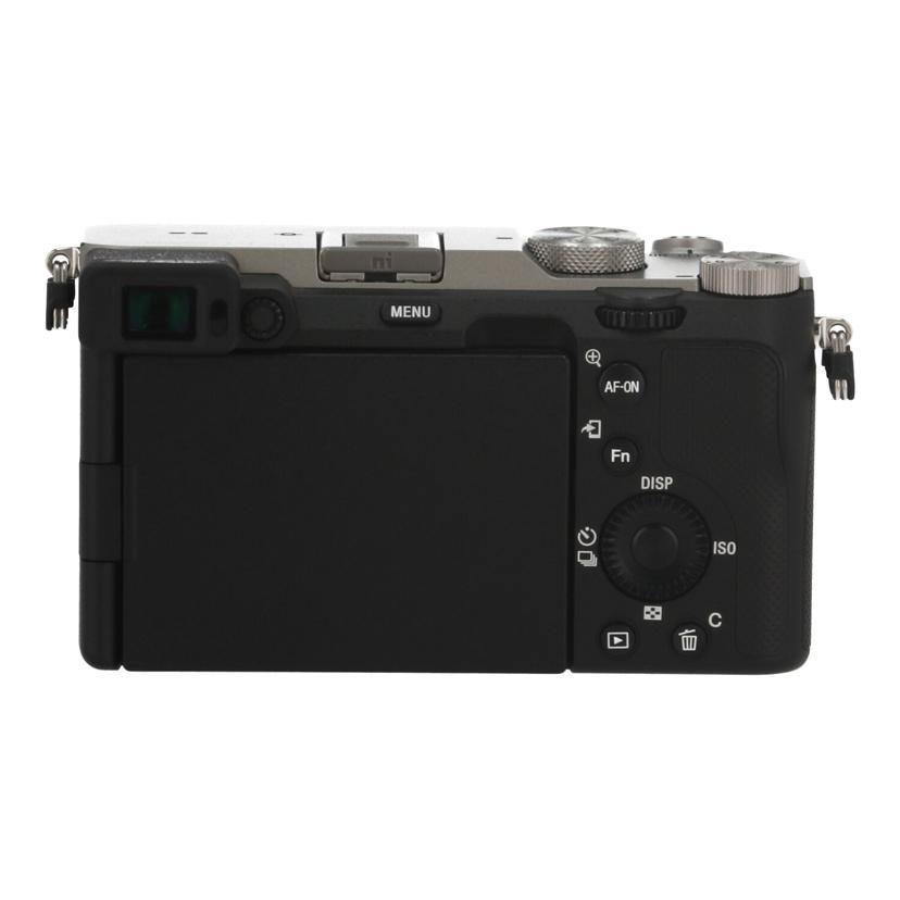 SONY ソニー/ミラーレス一眼 ボディ/α7C/ILCE-7C/3042130/Bランク/20【中古】 SONY（ソニー） ソニー/ミラーレス一眼 ボディ/α7C/ILCE-7C/3042130/B