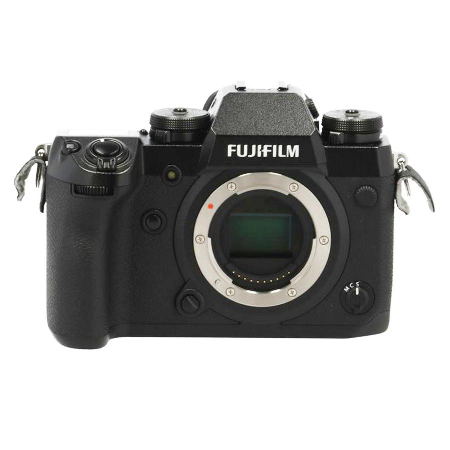 FUJIFILM フジフィルム/ミラーレス一眼ボディ/X-H1+VPB-XH1/82050008/8A007208/Bランク/62【中古】 FUJIFILM フジフィルム/ミラーレス一眼ボディ/X-H1+VPB-XH1