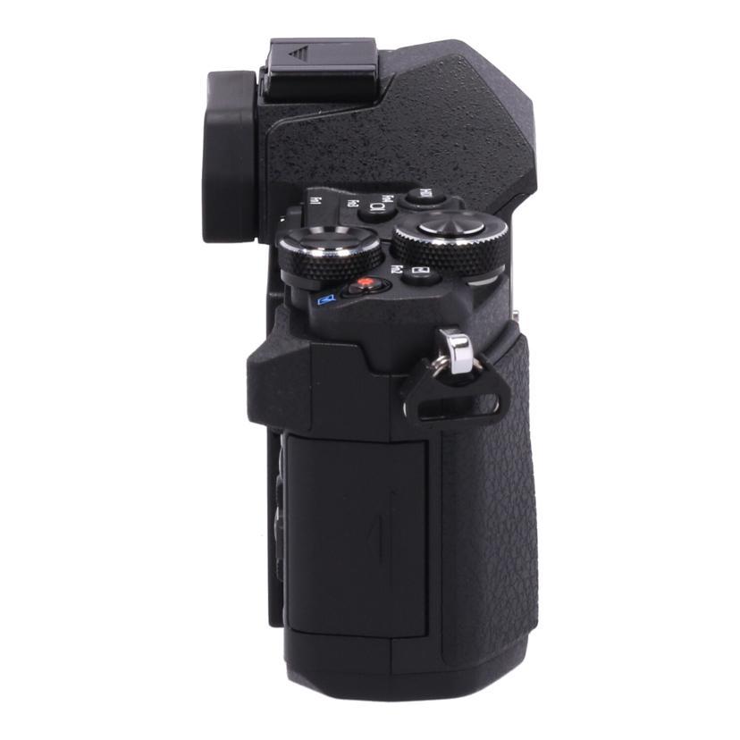 OLYMPUS オリンパス/ミラーレス一眼/E-M5 MarkII ボディ/BHEA87614/Bランク/62【中古】 OLYMPUS オリンパス/ミラーレス一眼/E-M5 MarkII ボディ/BHEA87614/B