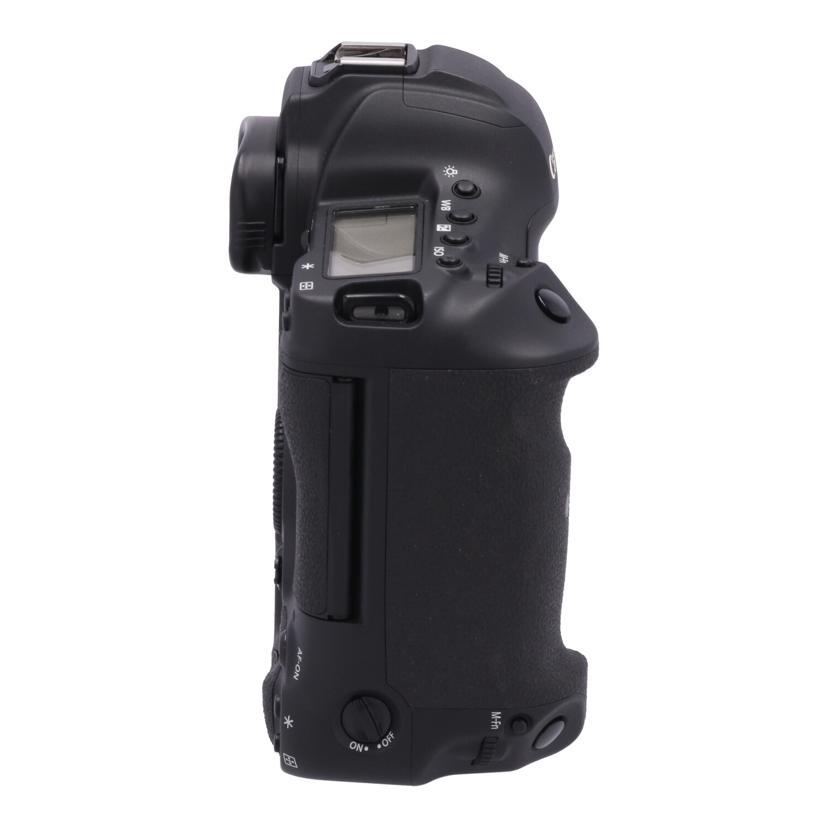 Canon キヤノン/デジタル一眼/EOS-1D X MarkIIIボディ/031032000213/Bランク/62【中古】 キヤノン（Canon） キヤノン/デジタル一眼/EOS-1D X MarkIIIボディ