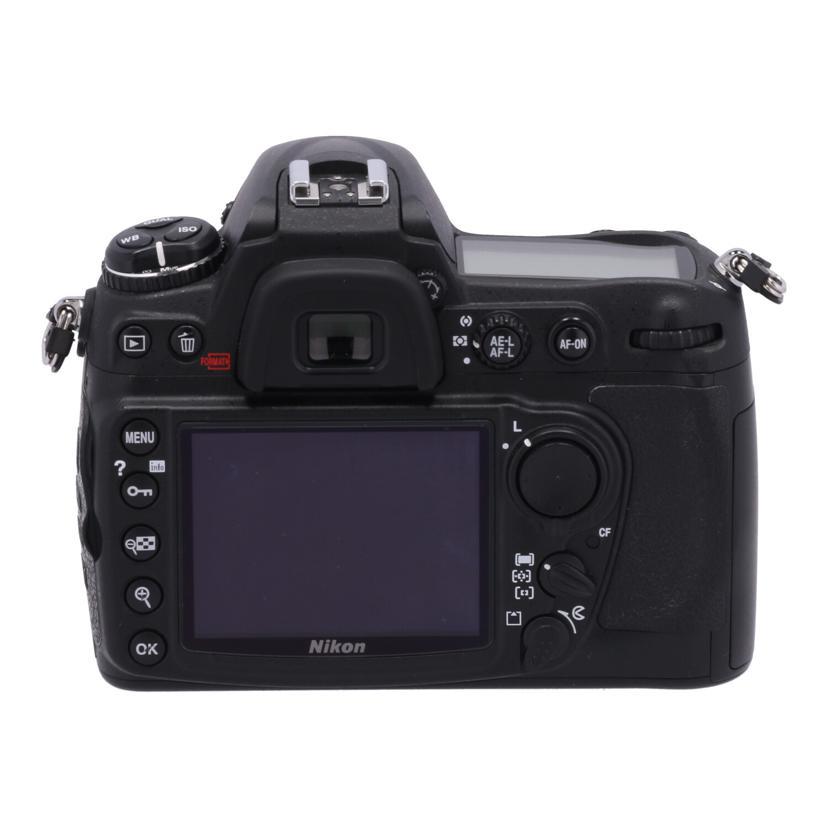 Nikon ニコン/デジタル一眼 18−55mmセット/D300 レンズセット/2084017/Bランク/62【中古】 Nikon ニコン/デジタル一眼 18−55mmセット/D300 レンズセット/2084017
