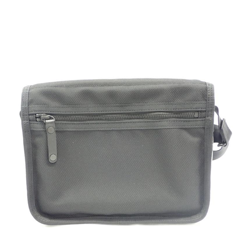 PORETR ポーター/ヒート ショルダーバッグ/Bランク/62【中古】 PORTER PORETR ポーター/ヒート ショルダーバッグ/Bランク/62【中古