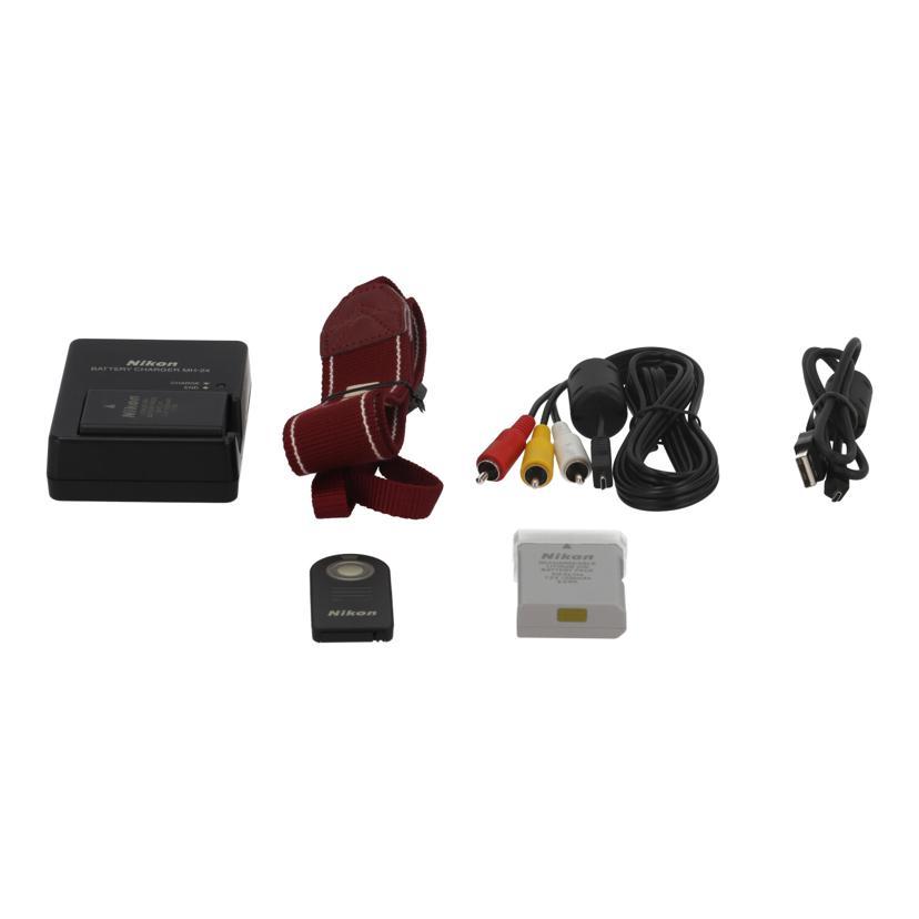 Nikon ニコン/デジタル一眼/D5200 ボディ/2025684/Bランク/62【中古