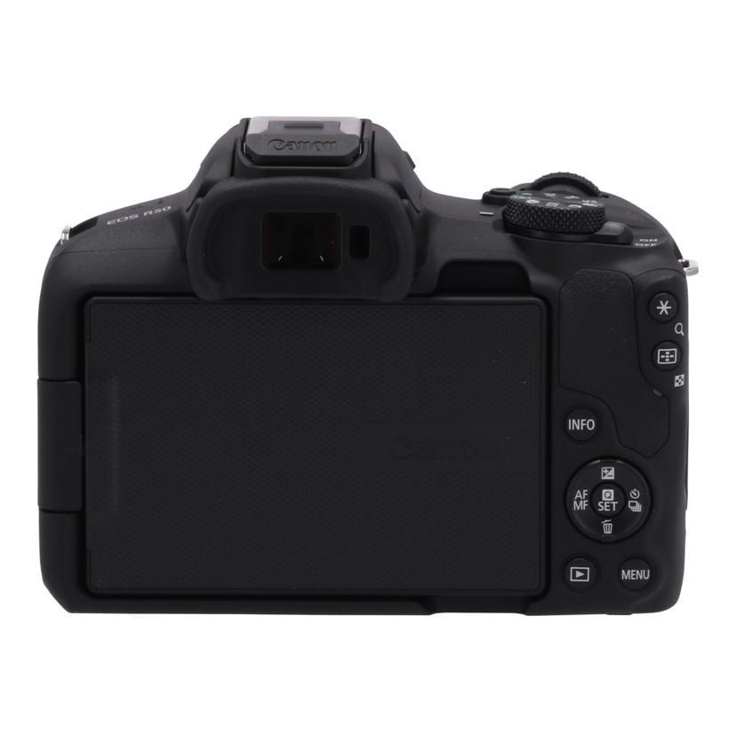 Canon キヤノン/デジタル一眼/EOS R50 ダブルズームキット/261030005016/Aランク/64【中古】 キヤノン（Canon） キヤノン/デジタル一眼/EOS R50 ダブルズームキット