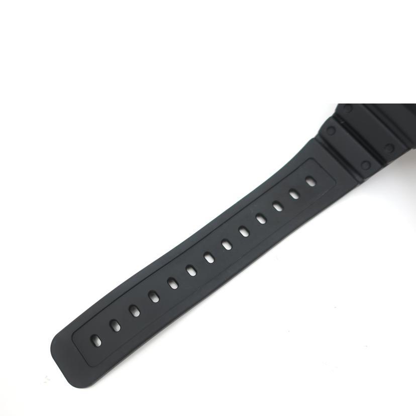 CASIO（カシオ） <br>CASIO Gショック ブラック×ミント/GA-2100RC-1AJF