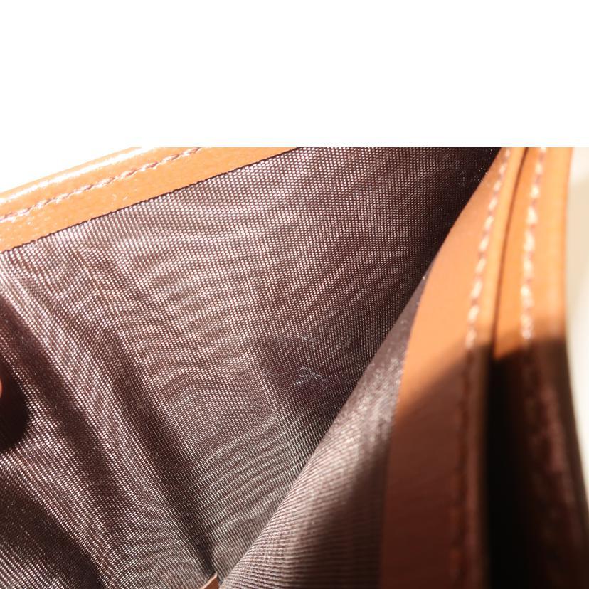 GUCCI（グッチ） グッチ/GG 二つ折り財布 ブラウン/673000/SSAランク